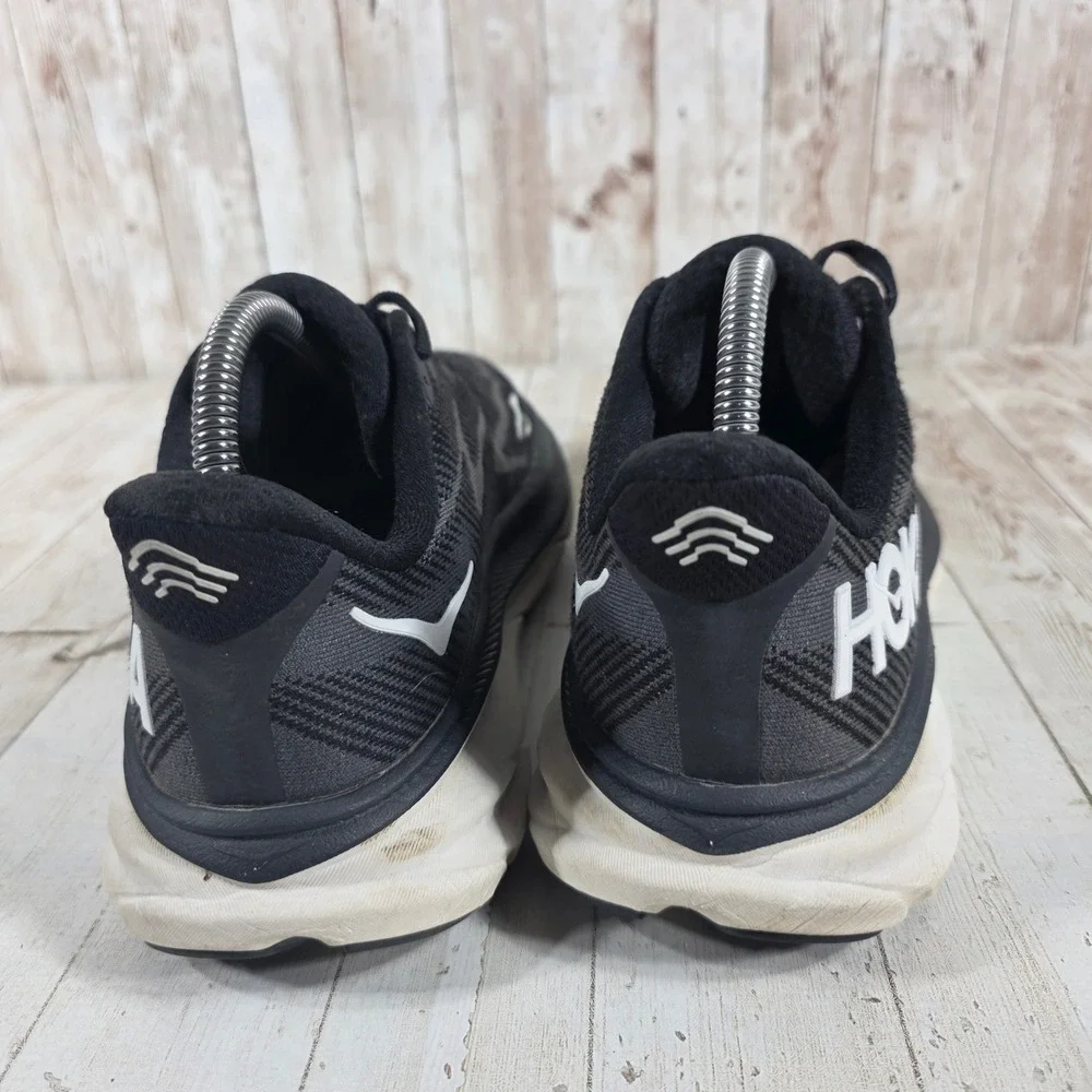 Hoka One One hoka clifton